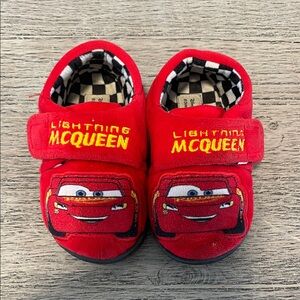 Disney Pixar’s Cars Lightening McQueen Slippers Toddler 6C